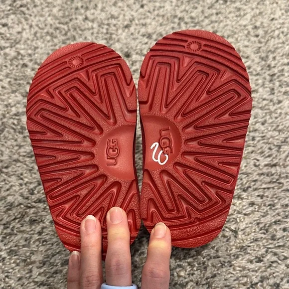 UGG Kids Vibrant Red Boots - Picture 3 of 4